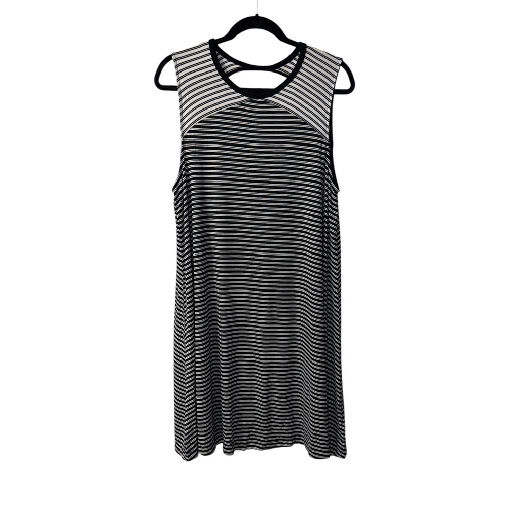 GAP black and white striped sleeveless dress size XL